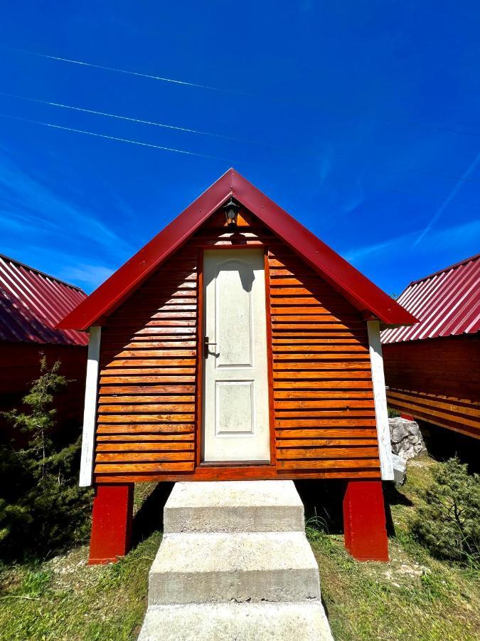Vikendica,Bungalovi Lipska Pecina Cetinje Eksteriør billede